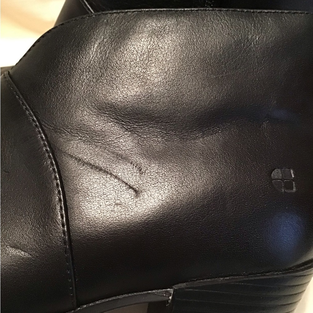 Shoes For Crews Delilah Black Leather Ankle Boot.Euc Gem